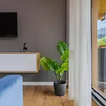 Modrzejewskiej Apartment *