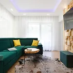 Modrzejewskiej Apartment